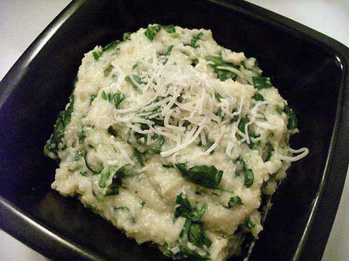 Creamy Cheese Grits & Spinach2