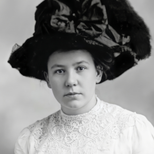 Winnie Moss Chaney (young)